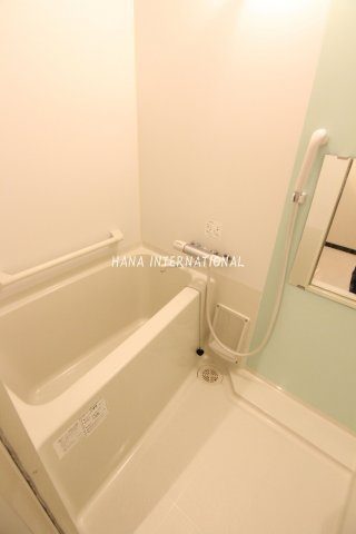 レオネクストアルカディアの浴室