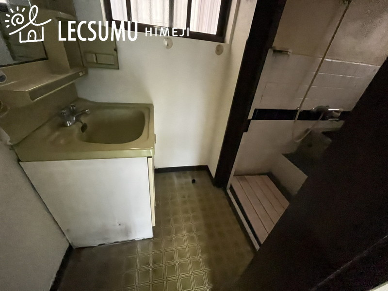 姫路市野里堀留町/中古戸建の独立洗面台