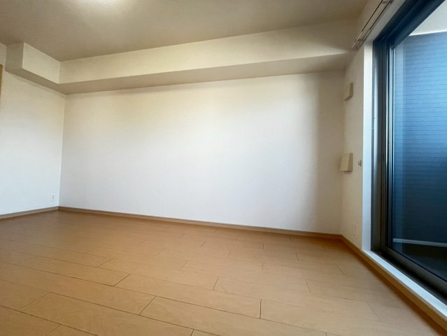 プレジェーネ一津屋の寝室