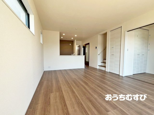 春日井市熊野桜佐区画整理(全2棟)の居間・リビング