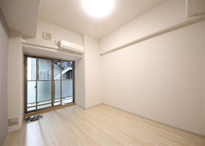 【居間・リビング】 | プライムアーバン御堂筋本町