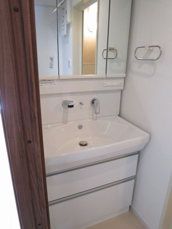 Casaあびこ道の洗面所