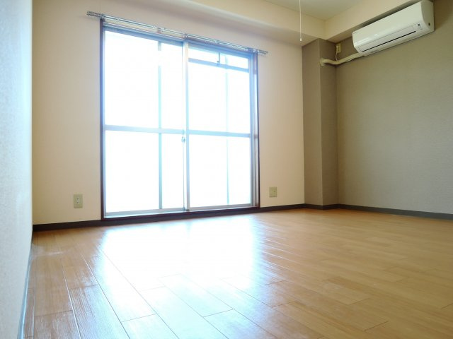 はまじんの洋室