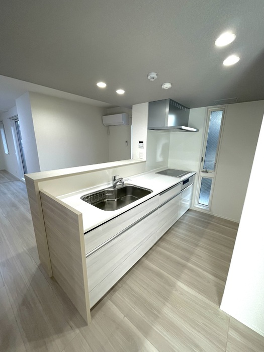 ボヌール庚午中のキッチン