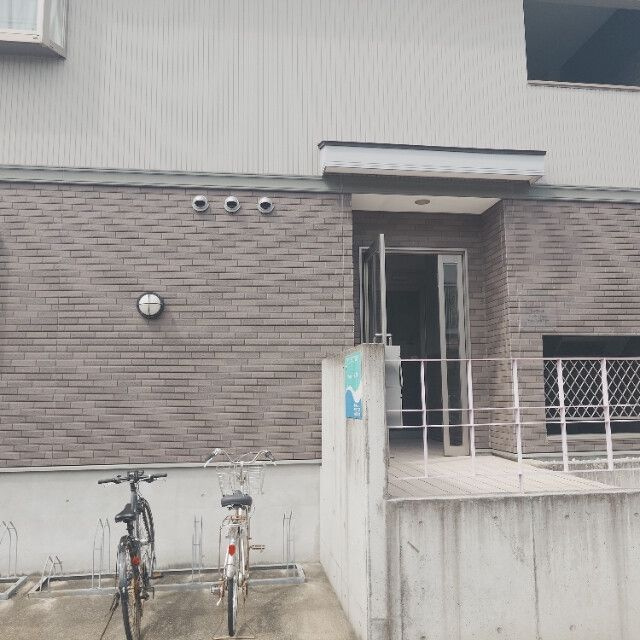 サンフィット(E-074)の駐車場