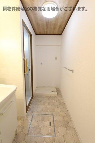 マンション桂の玄関