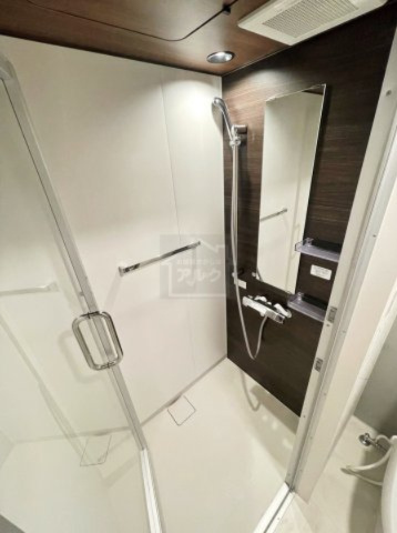 COCOFLAT東高円寺（ココフラット東高円寺）のシャワールーム|同シリーズ別物件参考写真