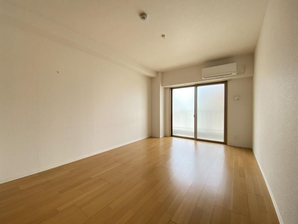 KSロイヤル大阪城の洋室