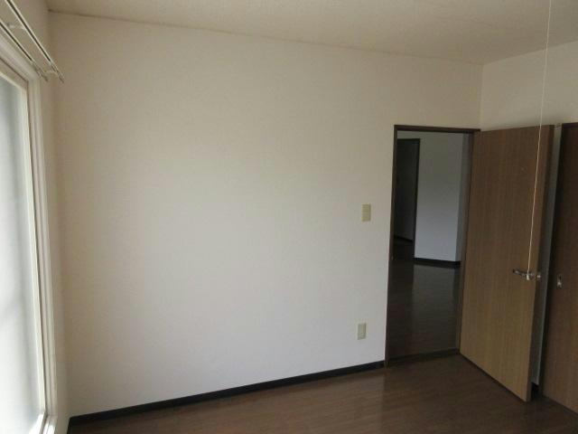 クレセールの洋室