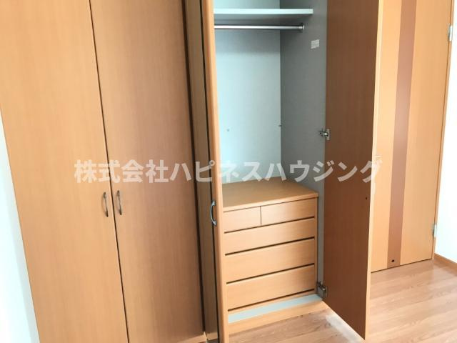 クレメント駒木Ｃの収納|クローゼット