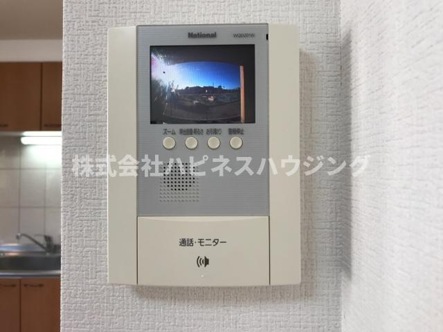 クレメント駒木Ｃのセキュリティ|カメラ付インターホン