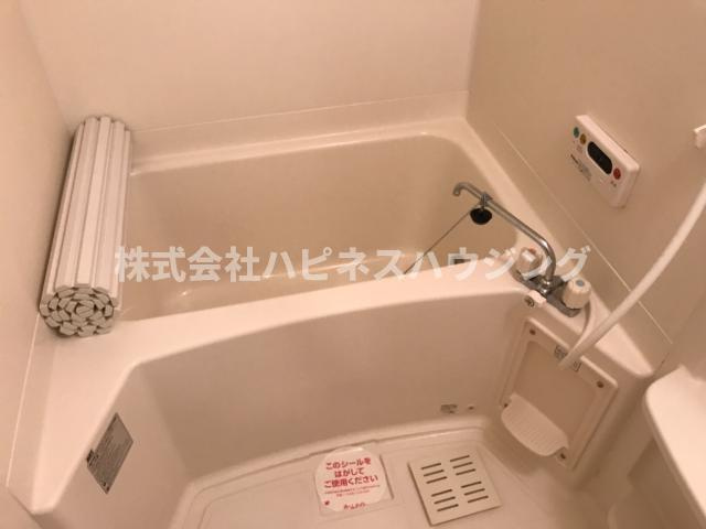 クレメント駒木Ｃの浴室|バス