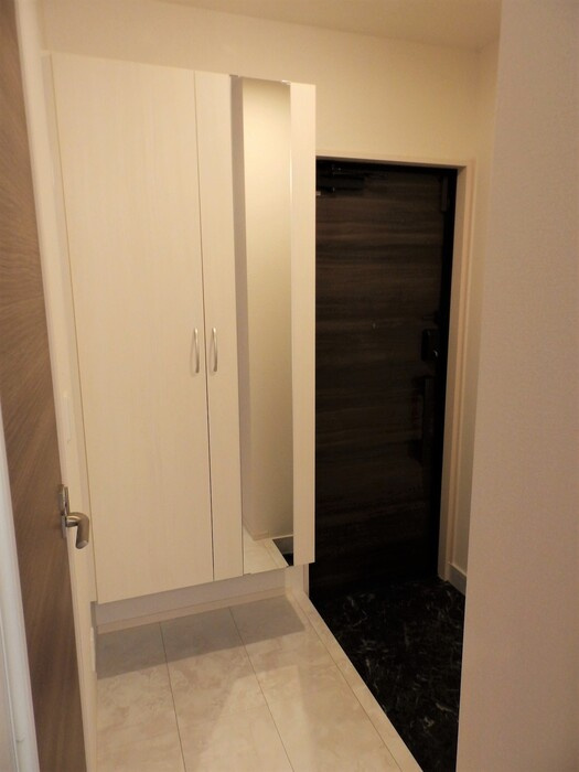 Kanata kogoの玄関