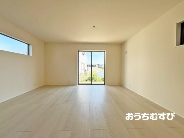 春日井市熊野桜佐区画整理(全2棟)の居間・リビング