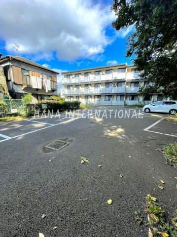 レオパレスソレイユⅢの駐車場