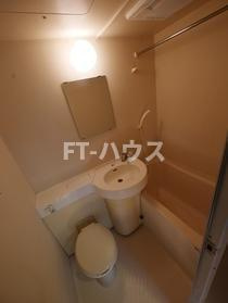 ベイステート安間の浴室