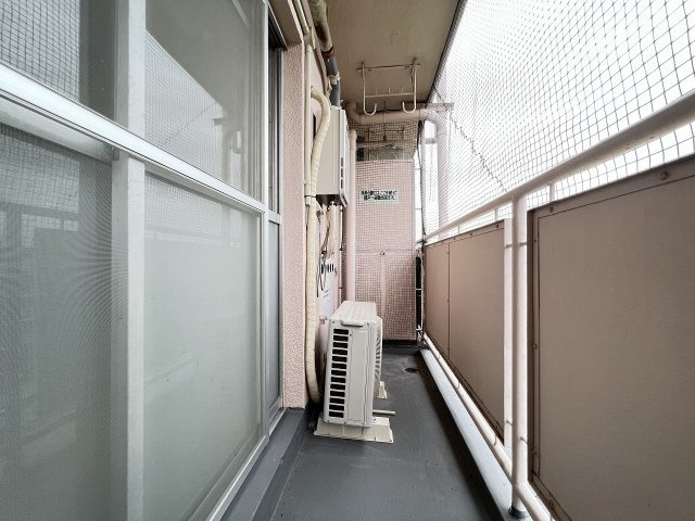 ビレッジハウス服部5号棟のバルコニー