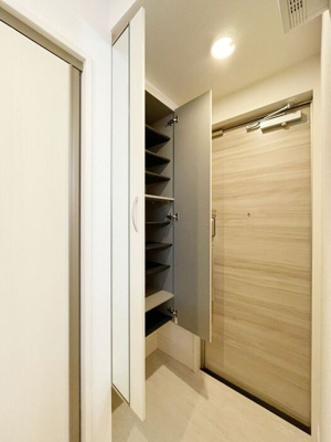 【玄関】 | ルリアン給田