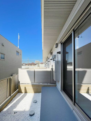 【バルコニー】 | ルリアン給田