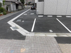 CALME高浜の駐車場