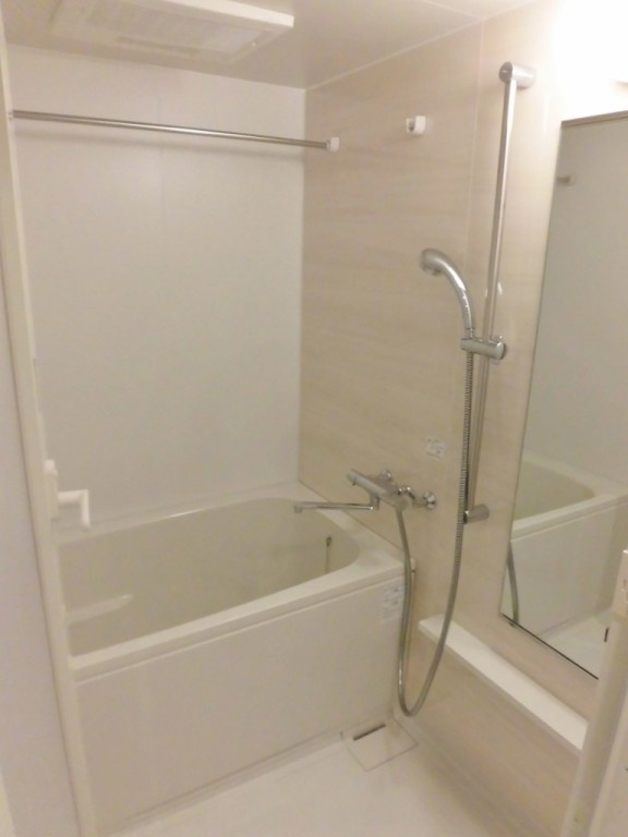 CALME高浜の浴室