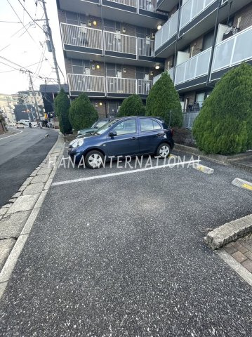 レオパレス沼南７の駐車場