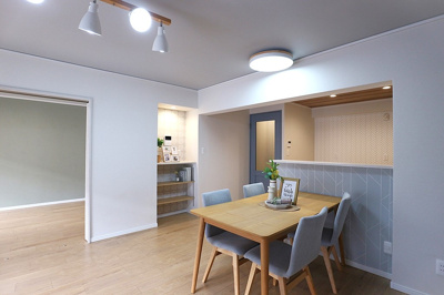 【居間・リビング】 | 今津浜パークタウン１６号棟 | 使いやすいリビングです