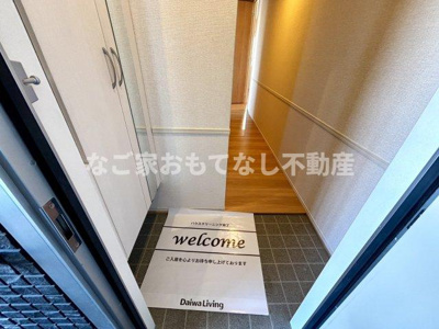【玄関】 | プリムヴェール | 写真は別号室