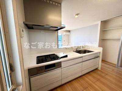 【キッチン】 | プリムヴェール | 写真は別号室