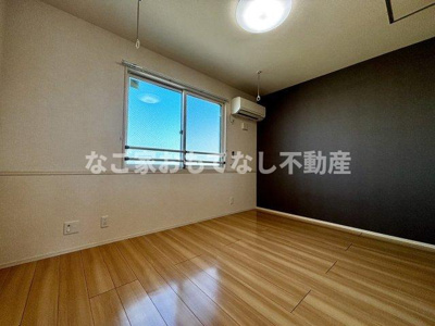 【寝室】 | プリムヴェール | 写真は別号室