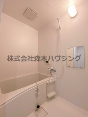 【浴室】 | 　シャトー東寝屋川 | ゆったり過ごせるお風呂です