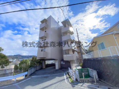 【外観】 | 　シャトー東寝屋川 | 落ち着いた雰囲気の外観です