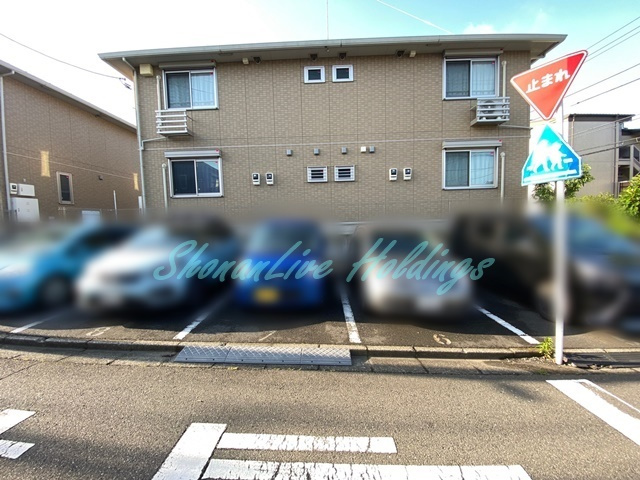 ディアベルジュ湘南台　参番館の駐車場|整備された共有部分です♪