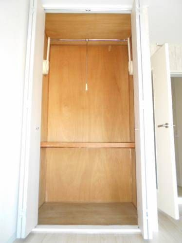 ジュネパレス市川第１７の収納