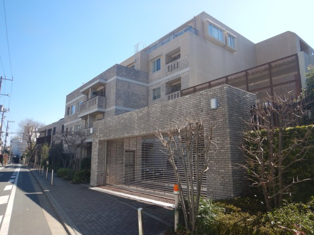 パークコート市谷仲之町