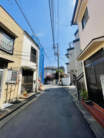 神谷3丁目新築戸建の前面道路含む現地写真