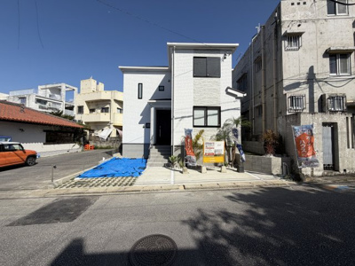 【居間・リビング】 | 浦添市牧港（限定1棟） | ※同仕様写真です