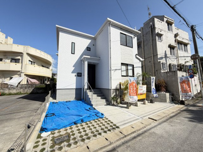 【外観】 | 浦添市牧港（限定1棟） | A号棟　駐車2台可♪