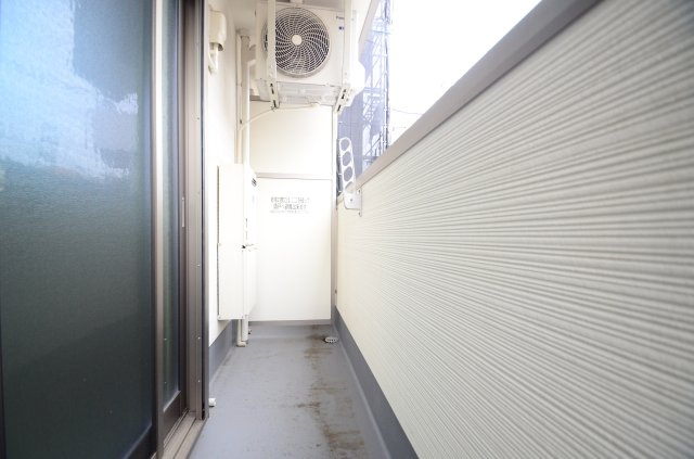 フジパレス杉本町駅北のバルコニー|外からの目が気にならないバルコニーで洗濯物が干せます