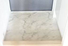 プレール・ドゥーク両国Ⅱの玄関