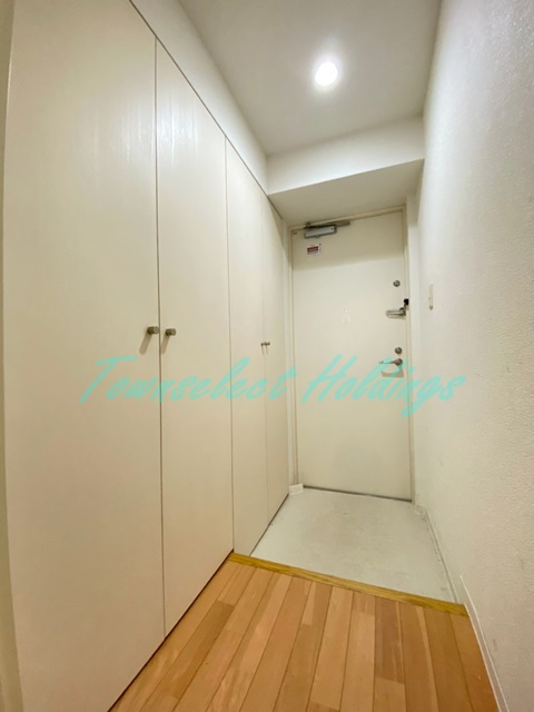 大和市大和東１丁目の賃貸マンションの玄関