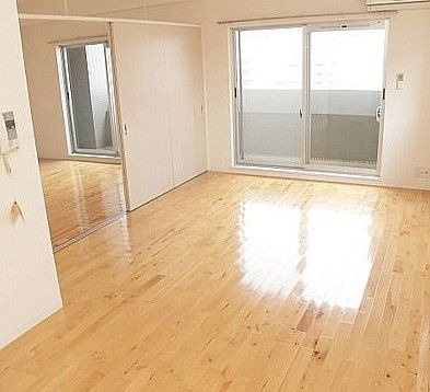 アーバントップビルの居間・リビング