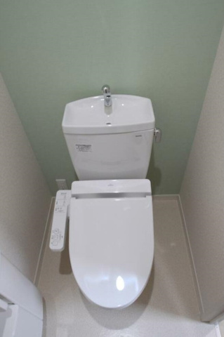 シャーメゾン三郎２丁目のトイレ