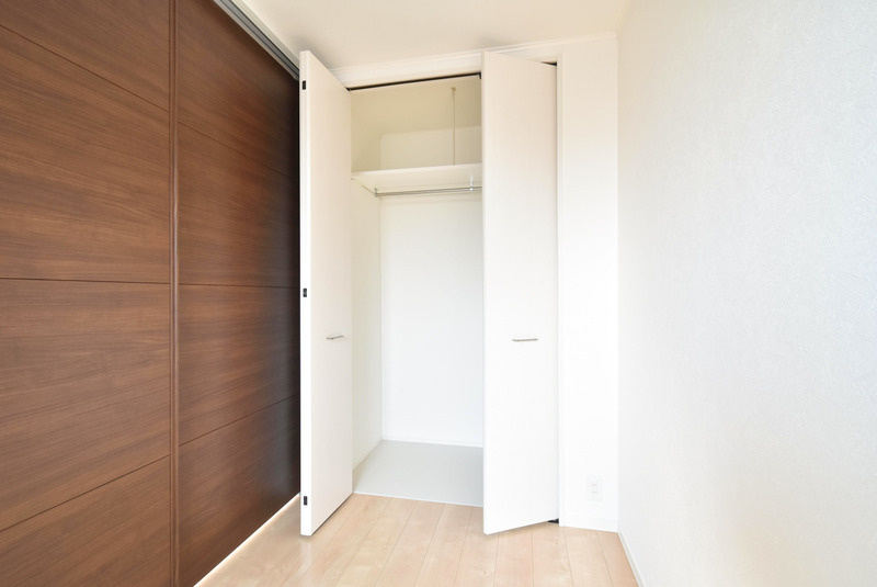 シオン壱番館【キャッシュバック対象物件】の収納|ちょっとした収納スペースも充実しています
