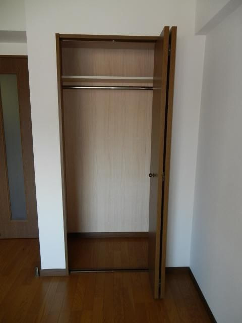 リヴィエール天神南の収納