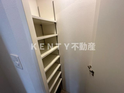 【収納】 | ジェノヴィア蒲田Ⅱスカイガーデン | 小物を収納するのに便利です