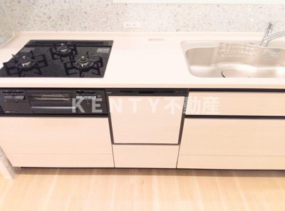 【キッチン】 | シティコート目黒２号棟 2 | コンパクトなキッチンで掃除もラクラク