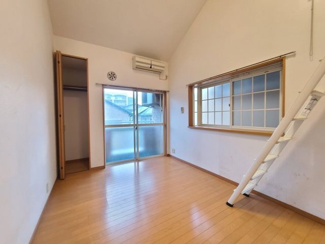 カサブランカⅠの居間・リビング