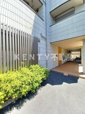 【エントランス】 | サンクレスト | 清潔なエントランスです