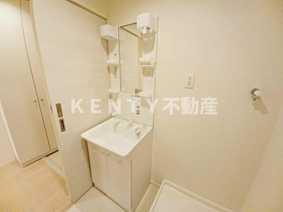 【洗面所】 | サンクレスト | 明るい洗面所です